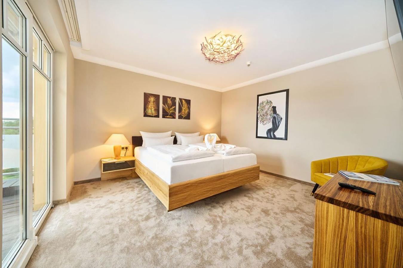 Strandhotel Prinz Von Preussen Цинновиц Экстерьер фото