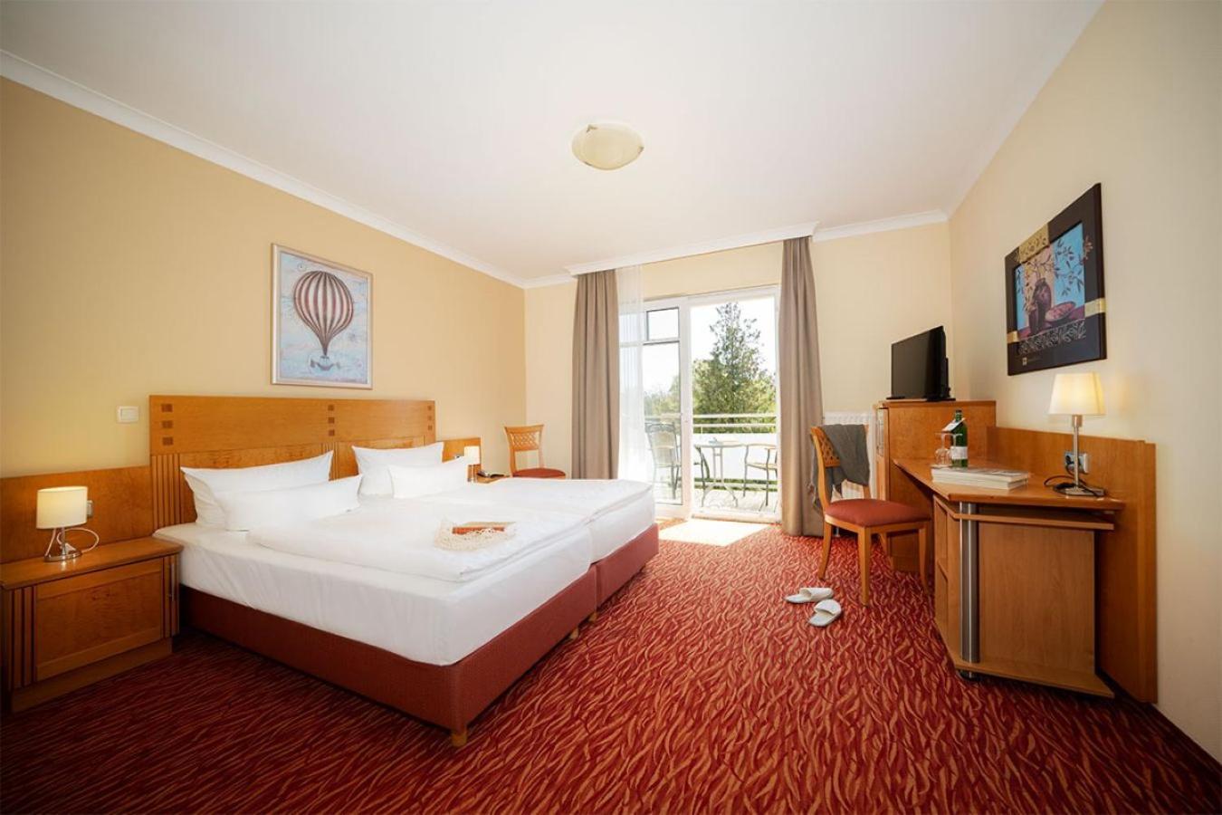 Strandhotel Prinz Von Preussen Цинновиц Экстерьер фото